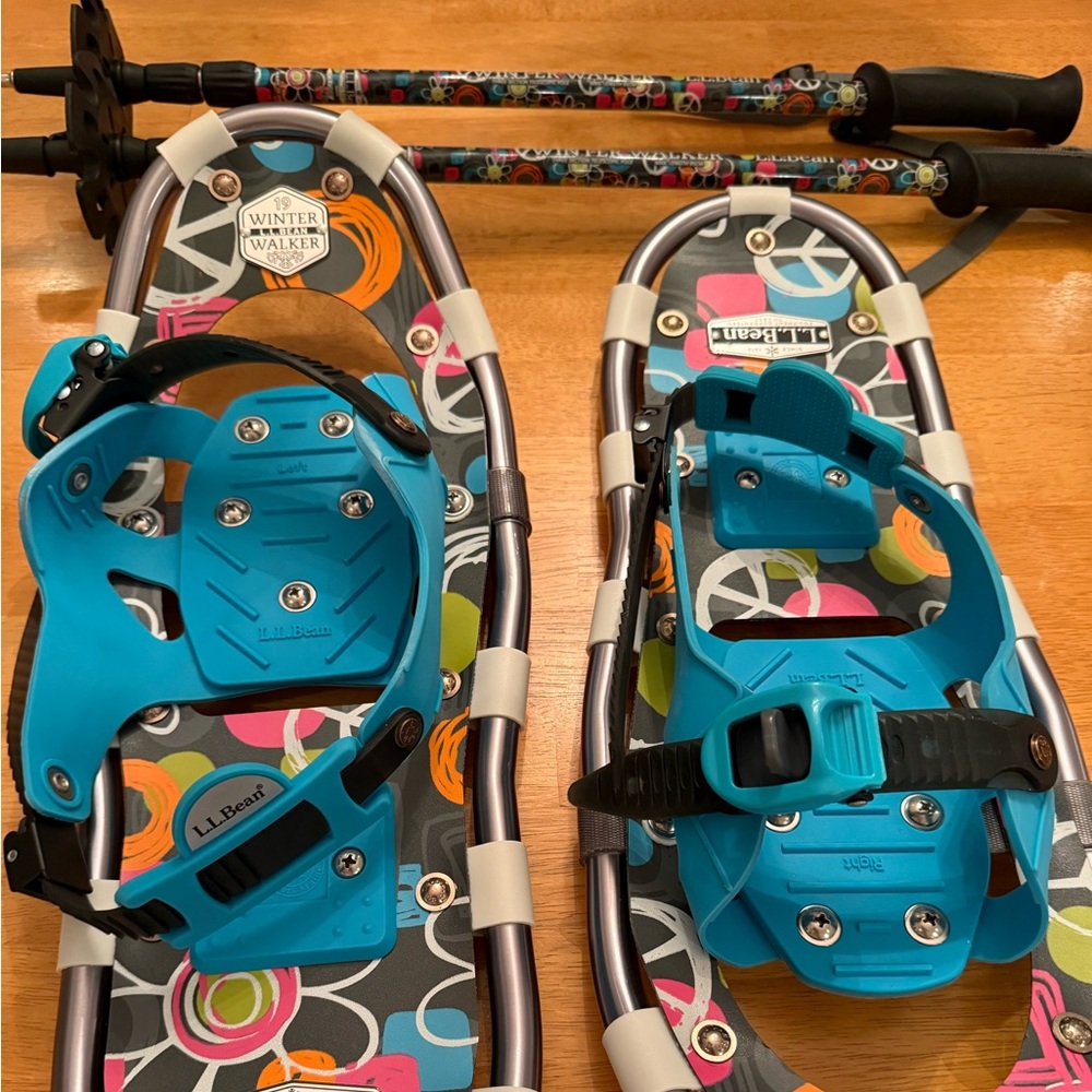 L.L. Bean Winter Walker Youth Snowshoes - Turquoise and Gray